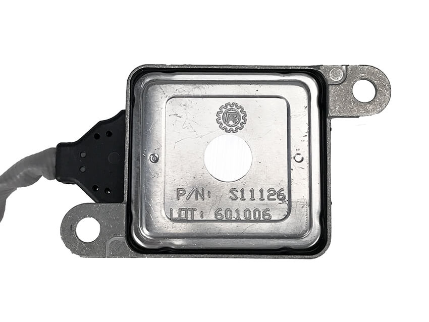 Redline Emissions Products Replacement for Paccar HD NOx Sensor (1889126/ REP S11126)